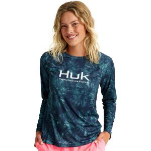 imageHUK Womens Pursuit Patterned Crew Sleeve Performance ShirtAqua Dye  Naval Academy